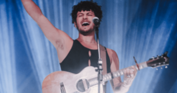 Bryan Behr apresenta a tão esperada DEJAVU TOUR, em Belo Horizonte, no dia 16 de agosto