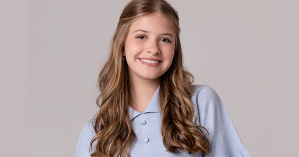 Bárbara Cruz comenta sobre suas férias e a volta às aulas