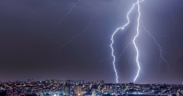 Equatorial Goiás acompanha meteorologia para traçar planos de atuação devido as mudanças no clima