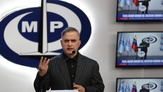 Procurador chavista pede à Interpol “alerta vermelho” contra Milei