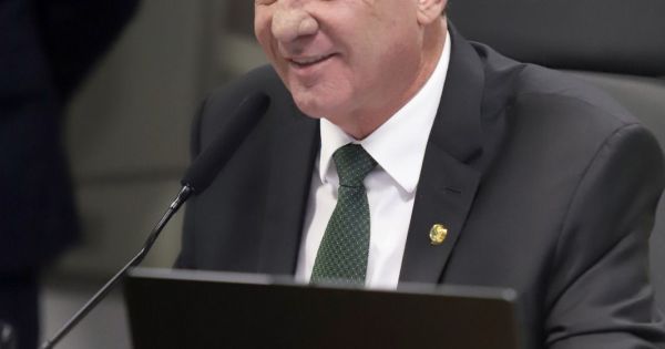 CAE: Vanderlan garante no Senado mais crédito para agricultura familiar