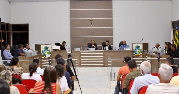 Ouvidor: Câmara Municipal de Vereadores realiza sessão ordinária com foco em cultura e melhorias para a comunidade