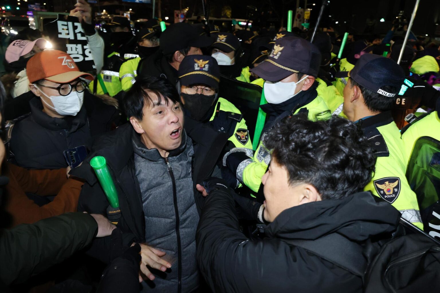 Lei marcial comprova que a Coreia do Sul não é tão estável assim