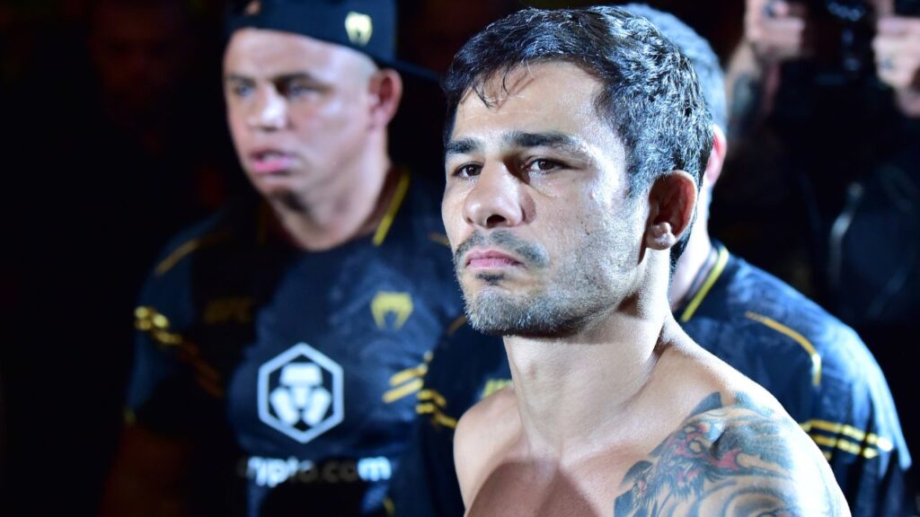 Pantoja revela rival que o faria subir de categoria