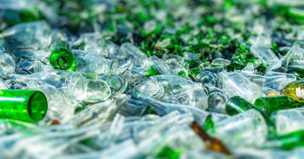 EURECICLO avança na coleta e reciclagem de vidro em Caldas Novas