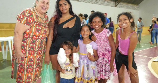 Catalão: Neusa Rios distribui 5 mil litros de leite no Jardim Paraíso