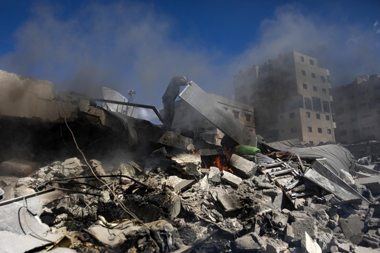 Israel bombardeia sul de Gaza e afirma ter matado “dezenas” de terroristas
