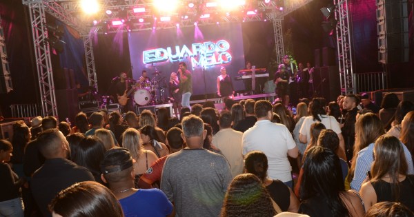 Goiandira celebra 94 anos com show de Eduardo Melo e anúncio de investimentos