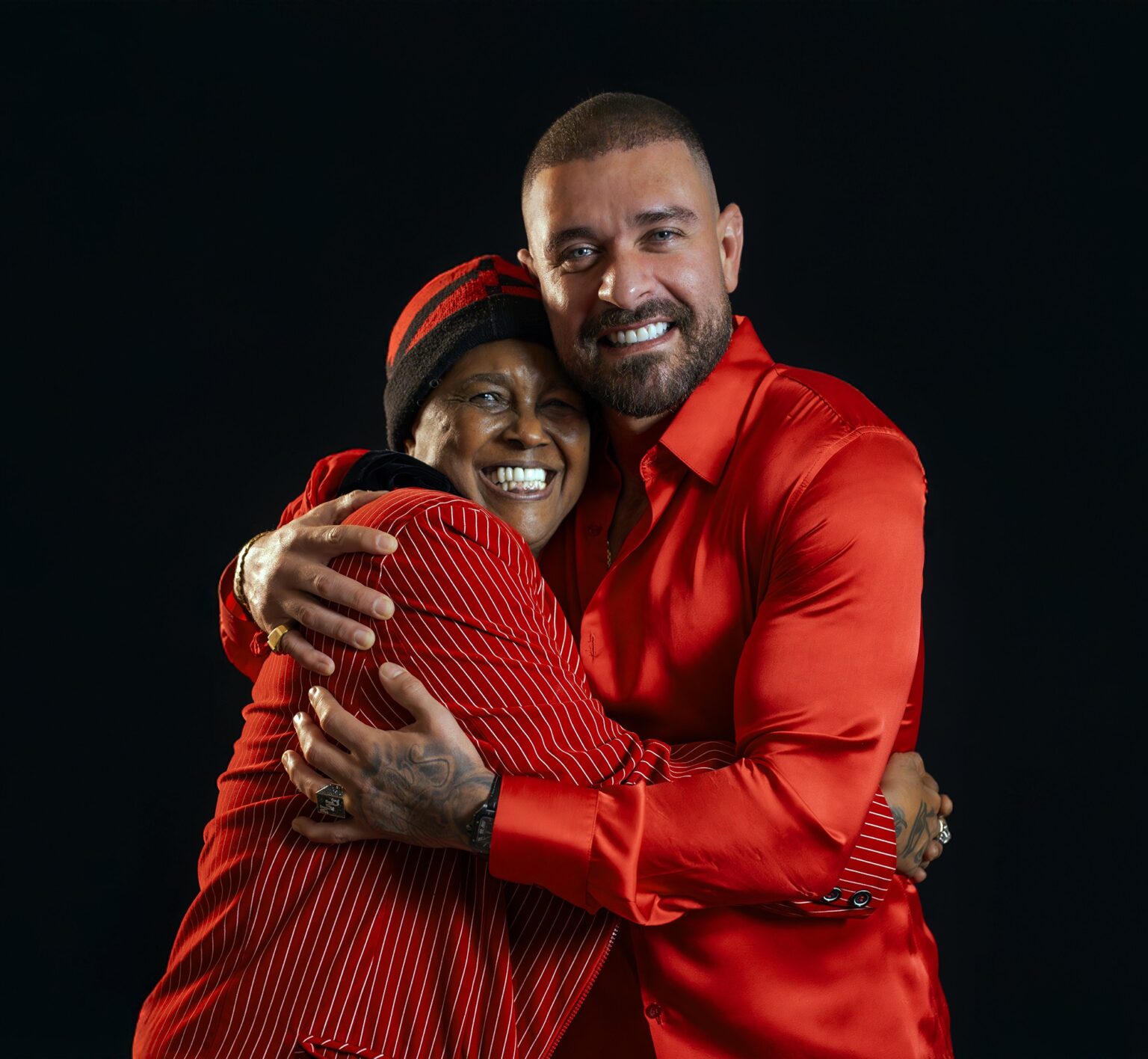 Diogo Nogueira transita entre amores sagrados e profanos em álbum que inclui feat romântico com Sandra de Sá | Blog do Mauro Ferreira