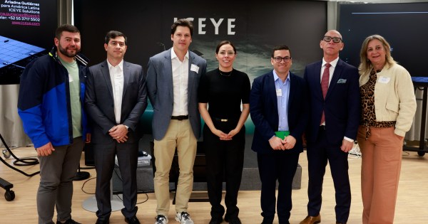 Startup finlandesa apresenta produção de satélites à missão do Governo de Goiás