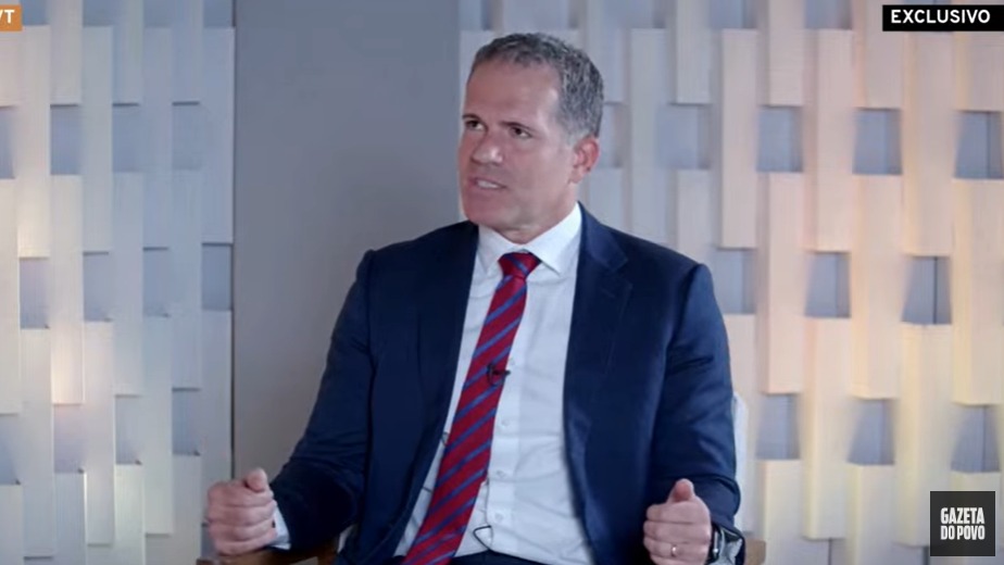 Cônsul dos EUA comenta sobre liberdade de expressão e tarifas