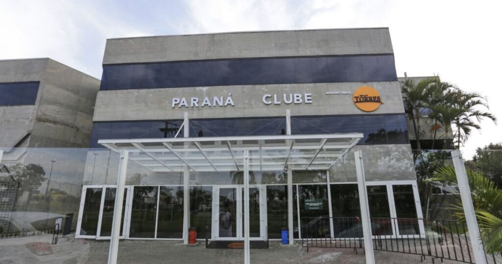 Justiça atende pedido do Paraná Clube e cancela leilão da Sede da Kennedy