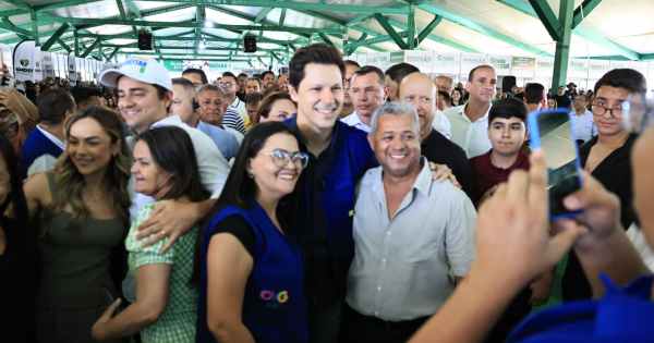 Caiado, Gracinha e Daniel reforçam presença no Entorno com o Goiás Social em Luziânia e Valparaíso
