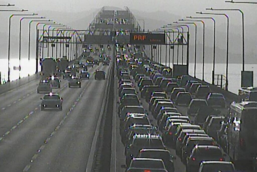 Ponte Rio-Niterói espera mais de 860 mil veículos neste feriado | Rio de Janeiro