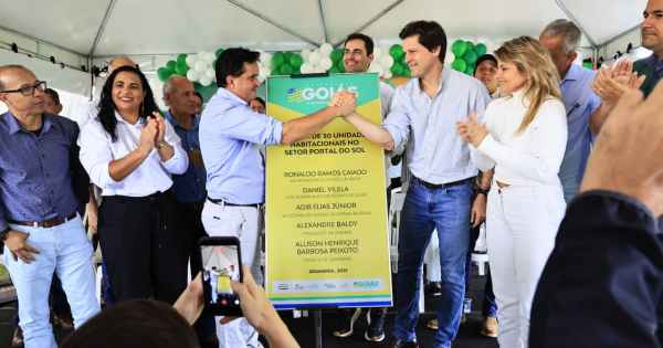 Daniel Vilela entrega 64 casas a custo zero em Cumari e Goiandira destacando dignidade e segurança às famílias