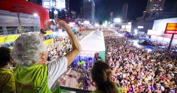 Carnaval toma conta de Goiás e reúne multidão em Goiânia com apoio do Governo de Goiás