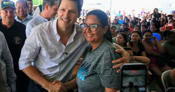 Estado fortalece política habitacional e beneficia famílias com auxílio e moradias em Águas Lindas