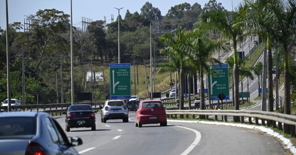 Goinfra inicia restauração da GO-060 entre Goiânia e Trindade