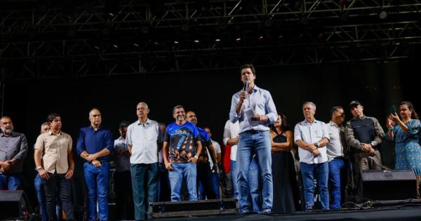 Dia do Trabalhador: Daniel Vilela, Jamil Calife e Velomar Rios destacam protagonismo dos trabalhadores em evento que reúne milhares em Catalão