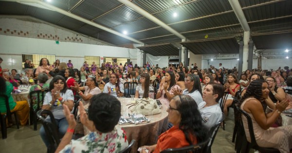 Noite especial em homenagem às mães de Três Ranchos reúne carinho, organização e reconhecimento