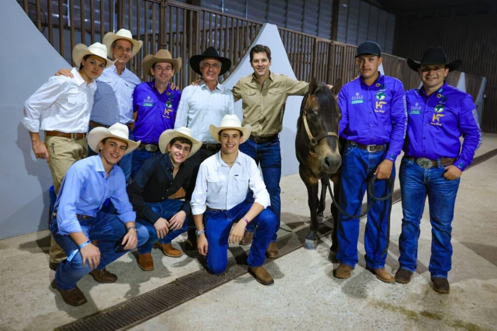 Daniel Vilela participa de leilão solidário que destina mais de R$ 1,6 milhão ao Cora e à OVG