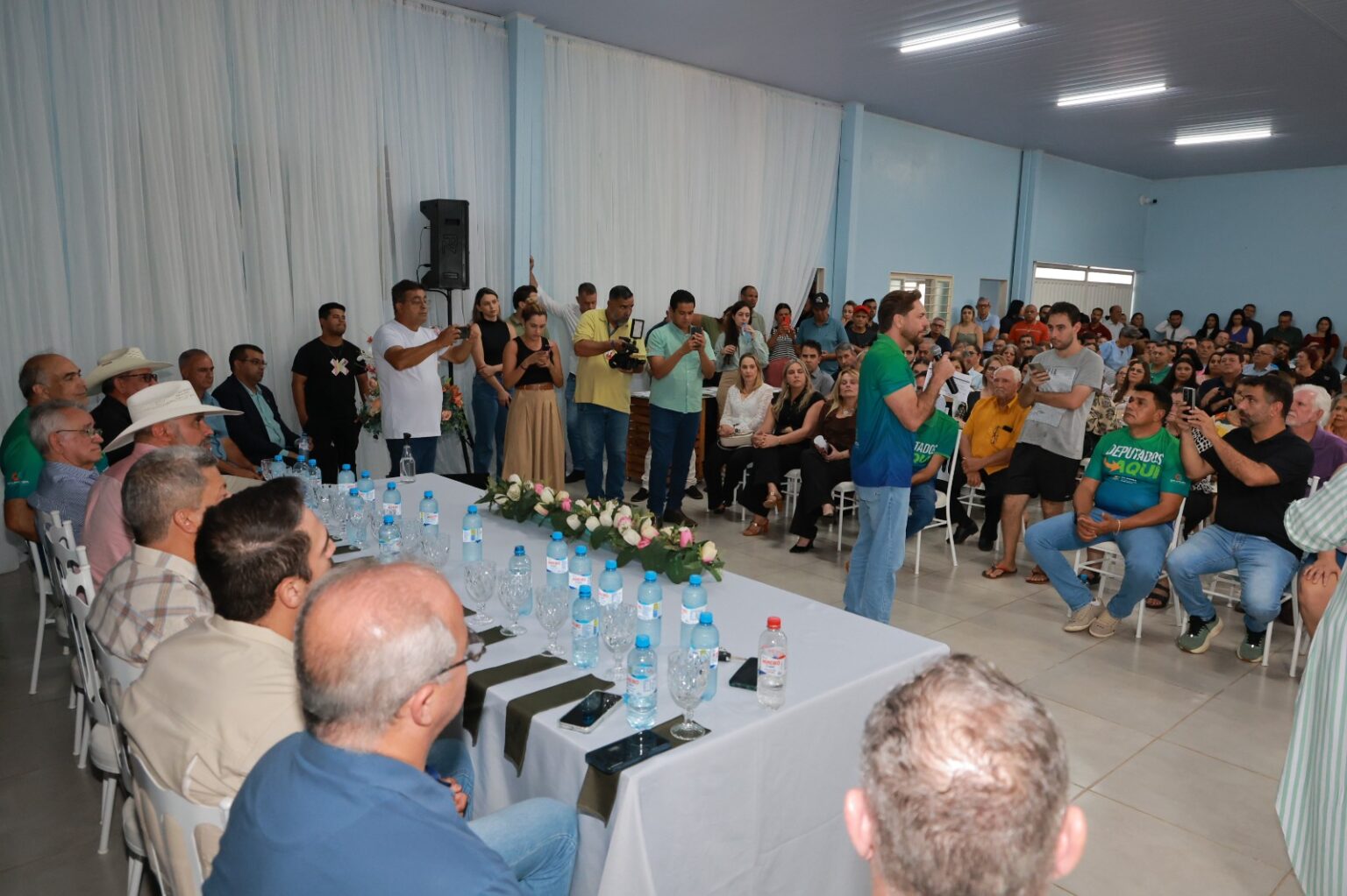 Corumbaíba: Sessão solene homenageia lideranças por relevantes serviços prestados dentro da 49ª Etapa do Programa Deputados Aqui