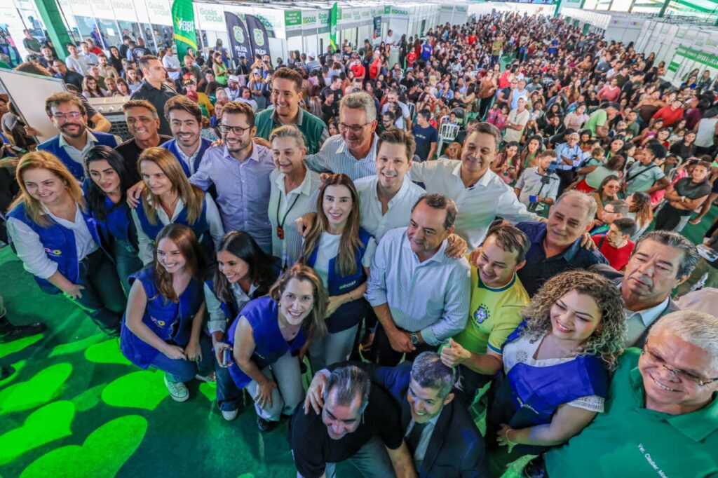 Daniel Vilela reforça compromisso com o Entorno na abertura do Goiás Social em Cidade Ocidental