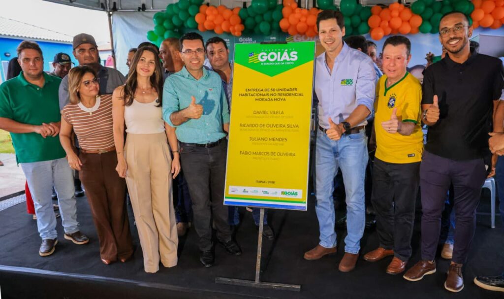 Daniel Vilela garante casa própria a 80 famílias na região Norte de Goiás