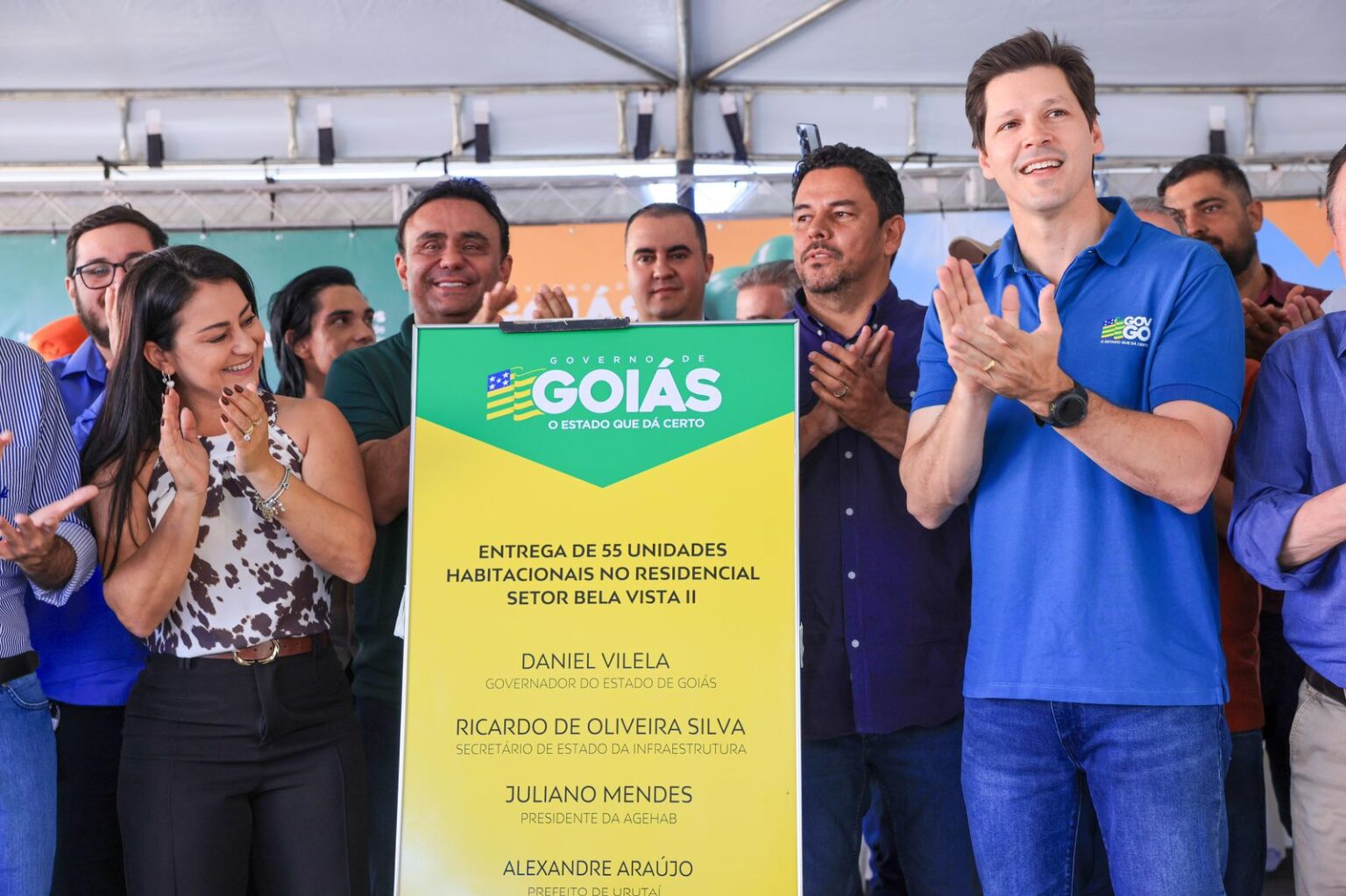 Daniel Vilela e Alexandre Araújo entregam 55 moradias em Urutaí e reforçam o compromisso com a habitação no Sudeste Goiano