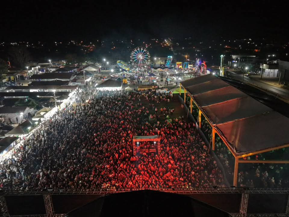 40ª Expoagro consolida Uruaçu como referência em agronegócio, cultura e entretenimento no Norte de Goiás