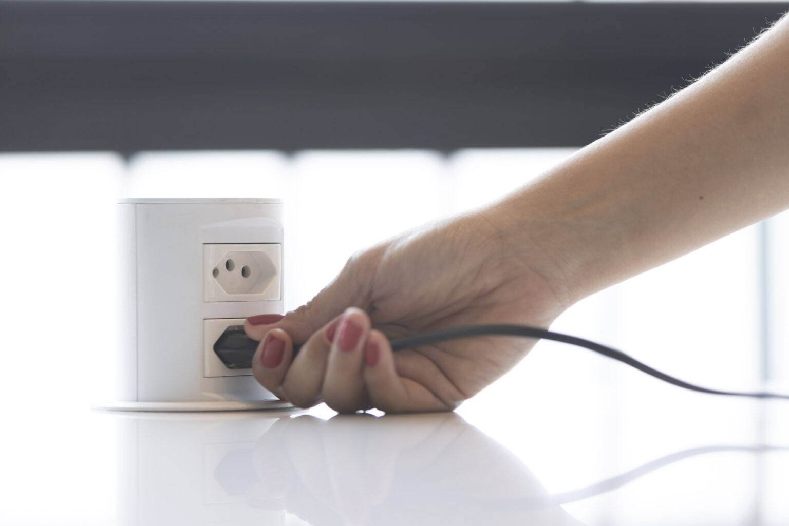 Férias escolares: dicas para evitar aumento na conta de energia durante o período