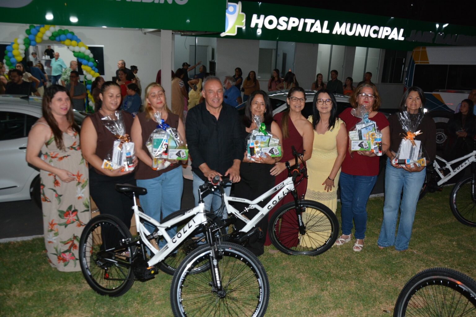 Davinópolis amplia investimentos na Saúde e Assistência Social com entrega de veículos, vans, bicicletas e equipamentos