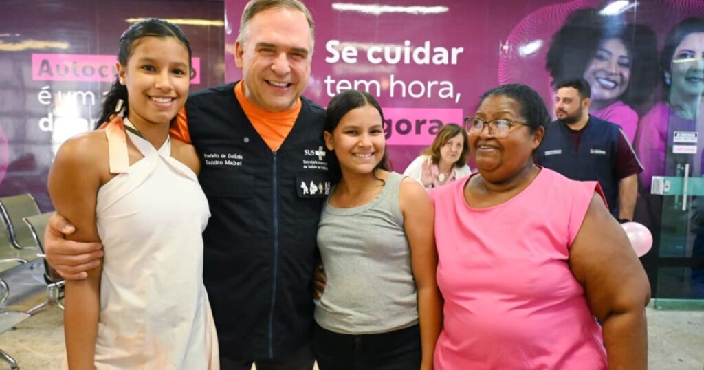 Mutirão do Outubro Rosa amplia atendimento a mulheres com mamografia alterada em Goiânia
