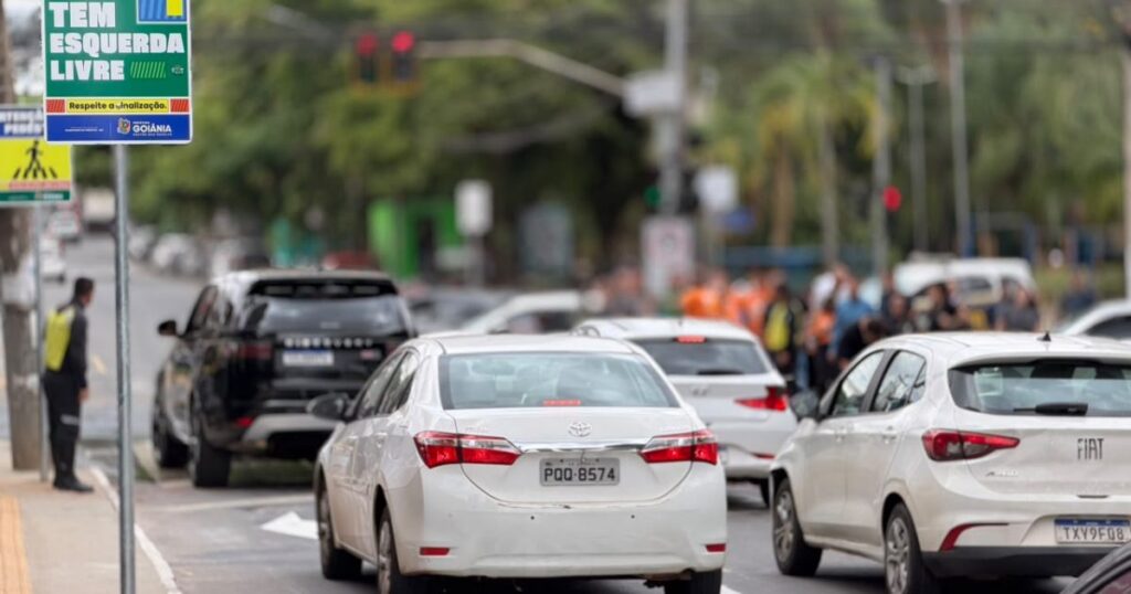 Goiânia implanta primeira esquerda livre e estuda ampliar modelo para outros cruzamentos