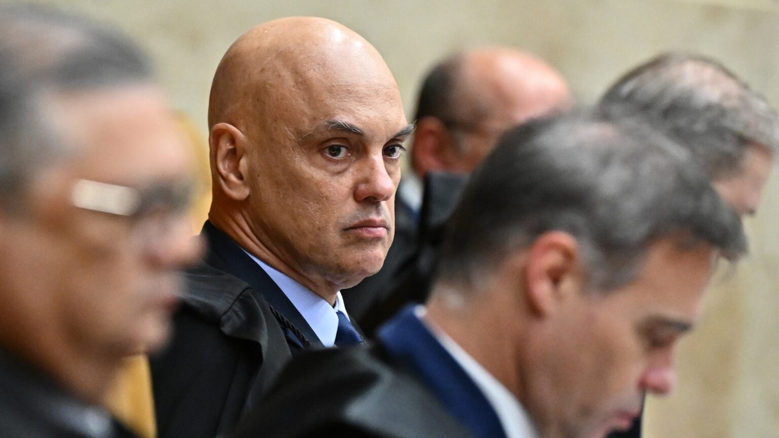 Advogado de Trump faz pergunta sobre Moraes e acusados do 8/1